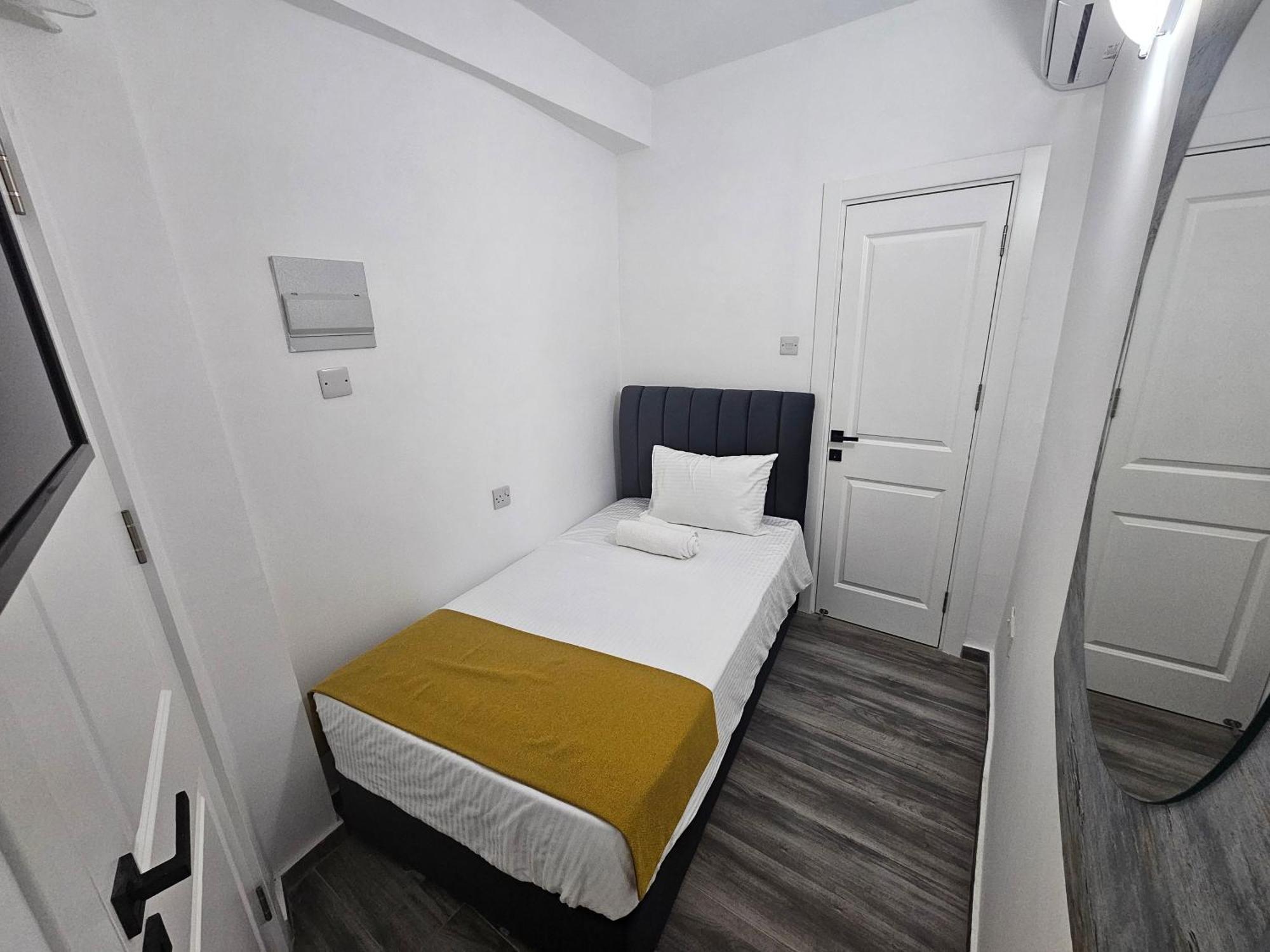 Cyprus Harbour Suites Kyrenia  Exterior photo