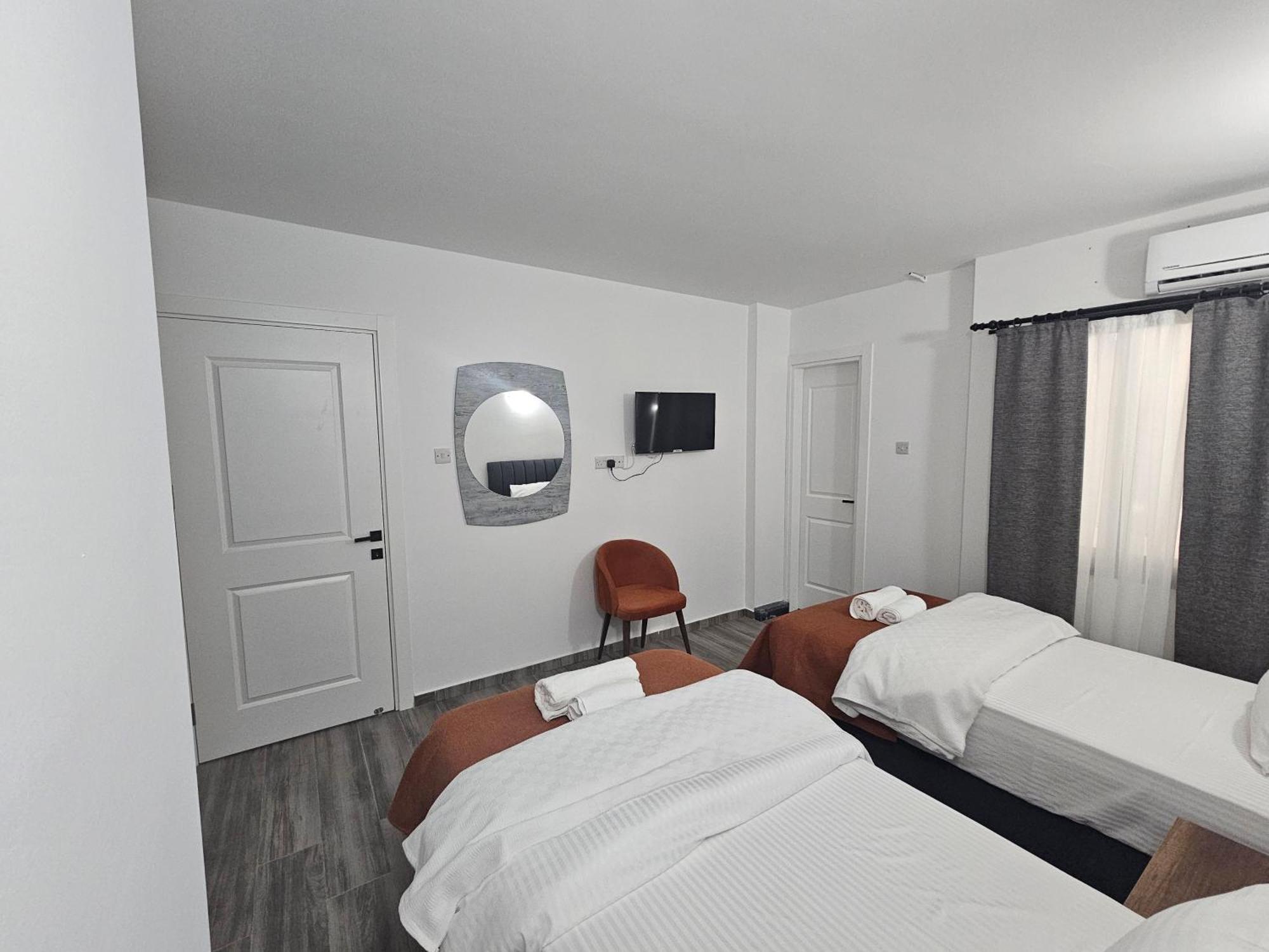 Cyprus Harbour Suites Kyrenia  Exterior photo